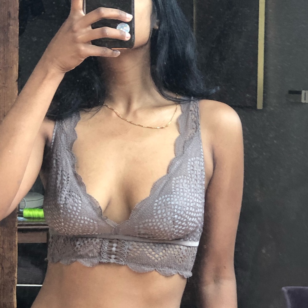 Victoria’s Secret Beige Lace Bralette